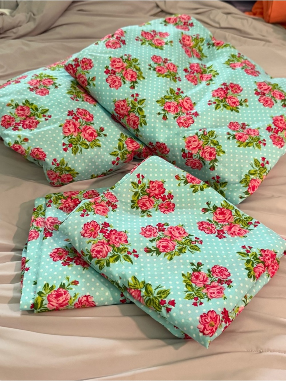 Betsey Johnson Aqua Sheet Set with Pink Rose Print